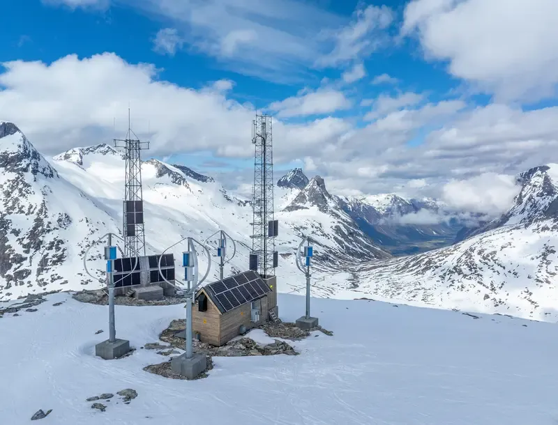 Floor-Standing Base Station Battery Solution