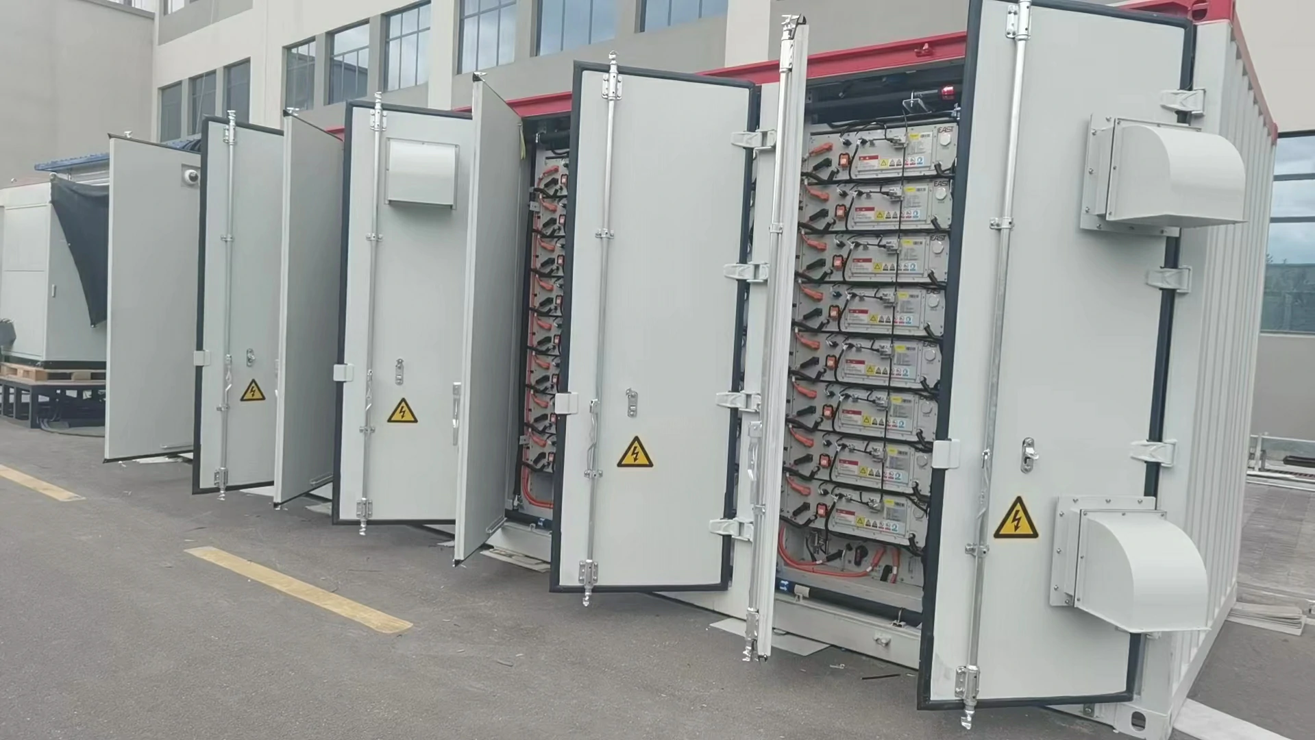 Containerized Energy Storage System